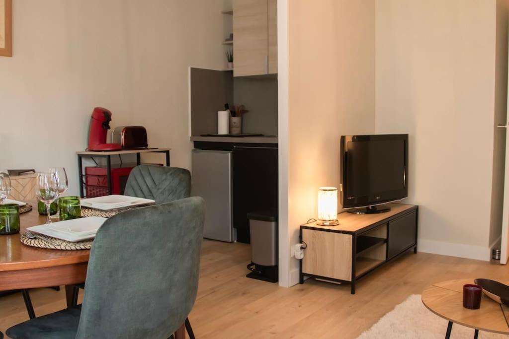 Logement Centre Ville De Reims - Commerces - Wifi Exterior foto